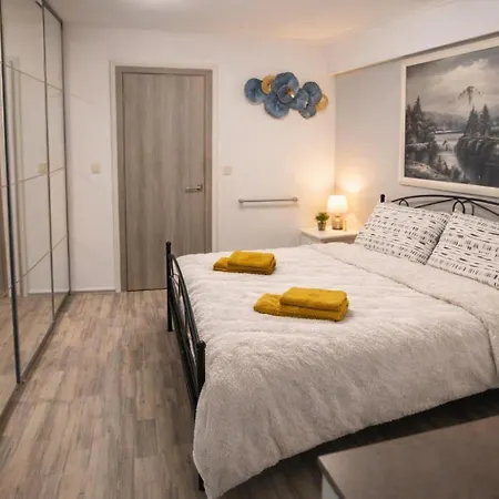 Libenliny Nyaraló *